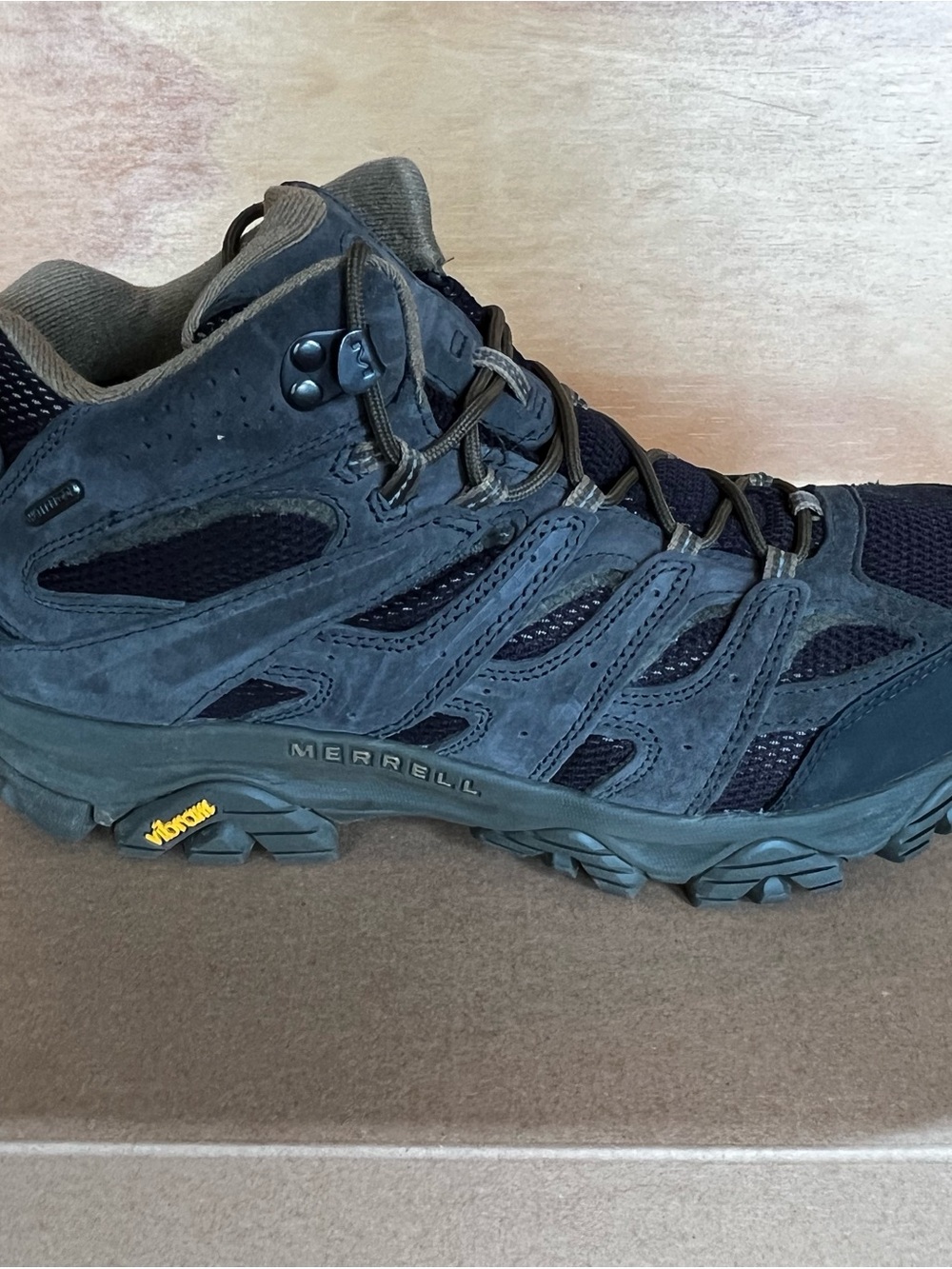 Merrell Men's Moab 3 Mid Black/Beluga Trail Shoes 10.5 Wide - Picture 2 of 5